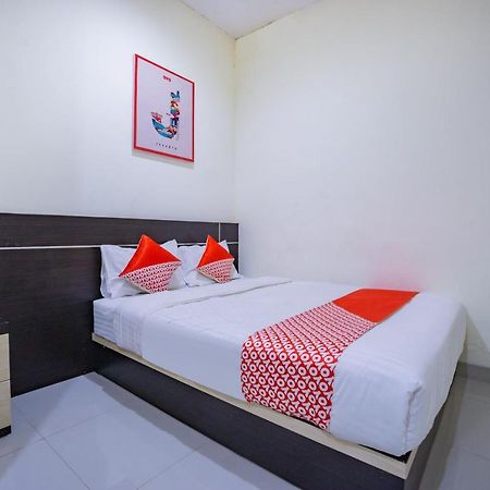 Oyo 2357 Syariah Grand Raudhah Hotell Jakarta Eksteriør bilde