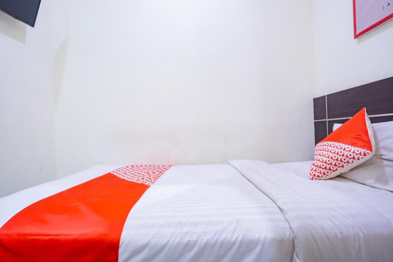 Oyo 2357 Syariah Grand Raudhah Hotell Jakarta Eksteriør bilde