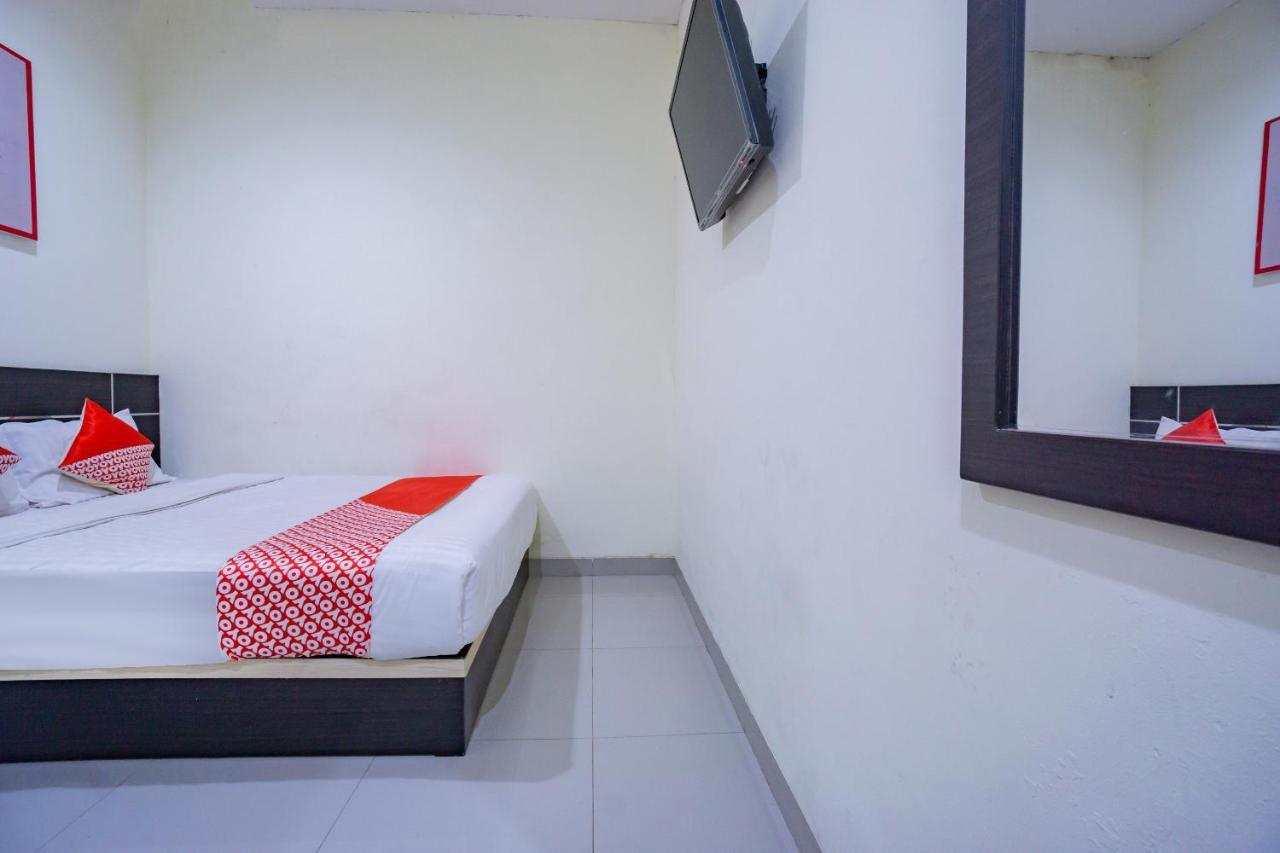 Oyo 2357 Syariah Grand Raudhah Hotell Jakarta Eksteriør bilde