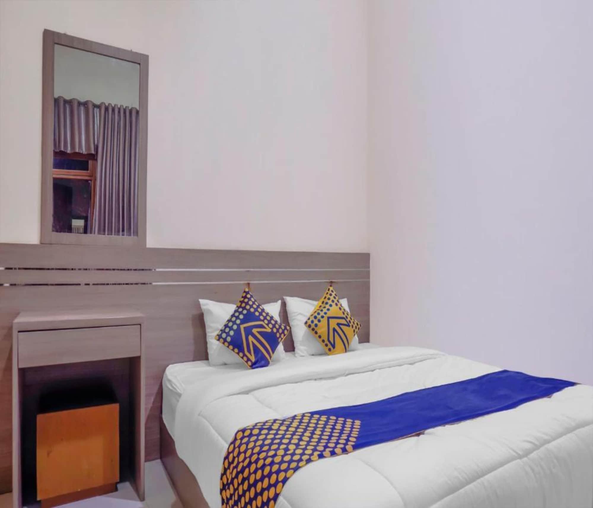 Oyo 2357 Syariah Grand Raudhah Hotell Jakarta Eksteriør bilde